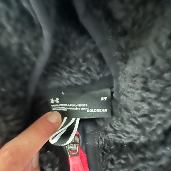 Good 3T warm jackets (2 jackets great condition) - Picture 2 of 3